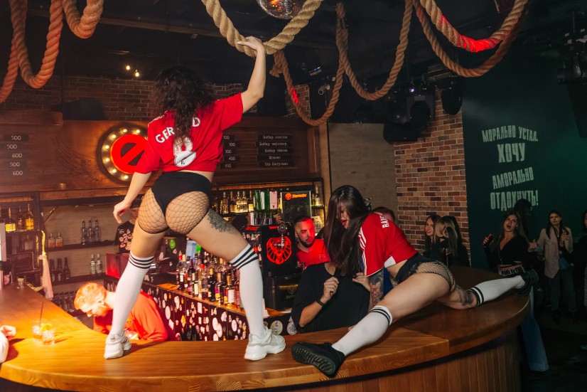 Ночной клуб Небар Самара