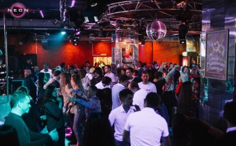 Ночной клуб Neon Киров фото №4