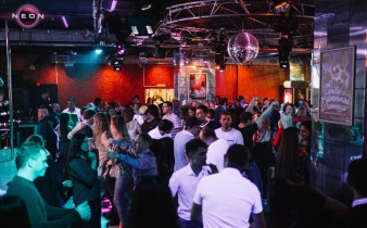Ночной клуб Neon Киров