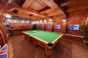 ����� ����-���� ���-������ ������������