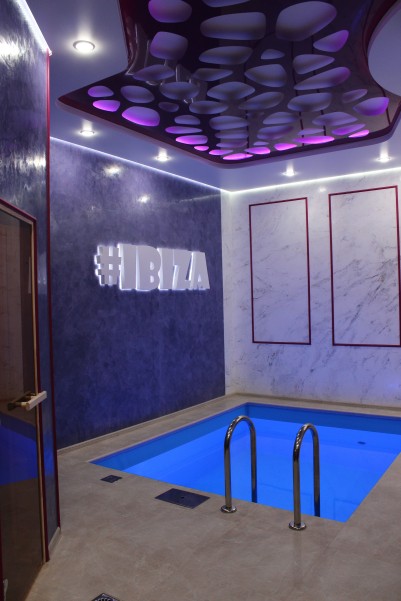 ���-���� ���� ���� �7