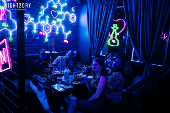 Ночной клуб Neon Bar Санкт-Петербург