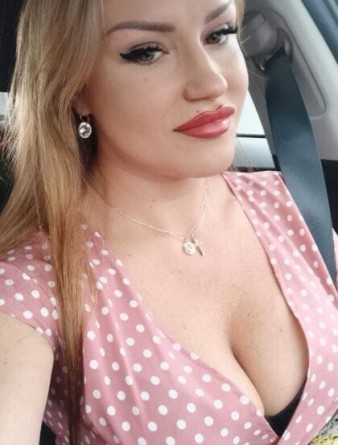 Девушка массажистка Жанна, салон Жанна ЧМ