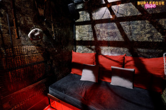 ������ ���� Burlesque ������