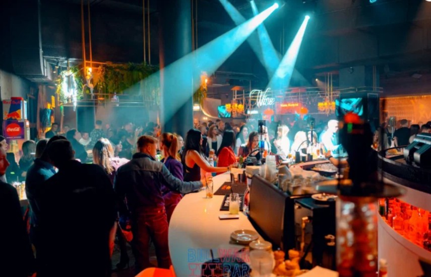 Ночной клуб Bullwar Bar Тюмень