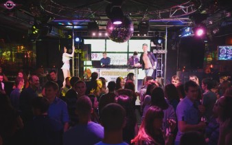 Ночной клуб Neon Киров
