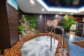 ����� ����-���� ���-������ ������������