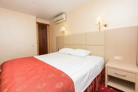 ����� ����� �����