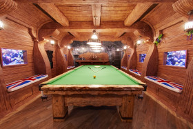 ����� ����-���� ���-������ ������������