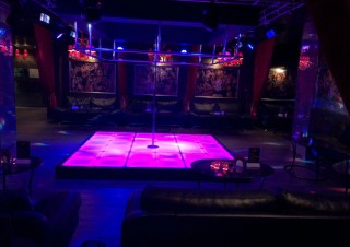 Ночной клуб Zажигалка Киров