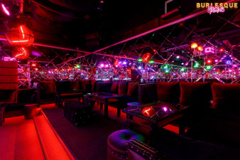 ������ ���� Burlesque ������