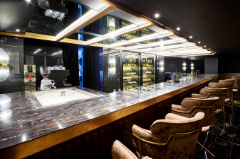 ������ ���� Red Bar&karaoke �������  ������������