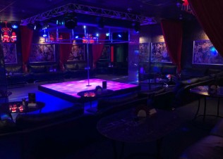 Ночной клуб Zажигалка Киров