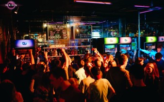 Ночной клуб Neon Киров
