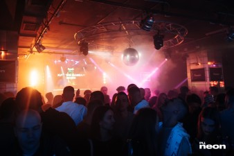 Ночной клуб Neon Киров