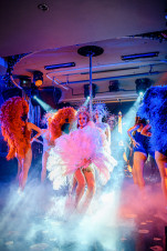 ������ ���� ������ Show Girls ������������